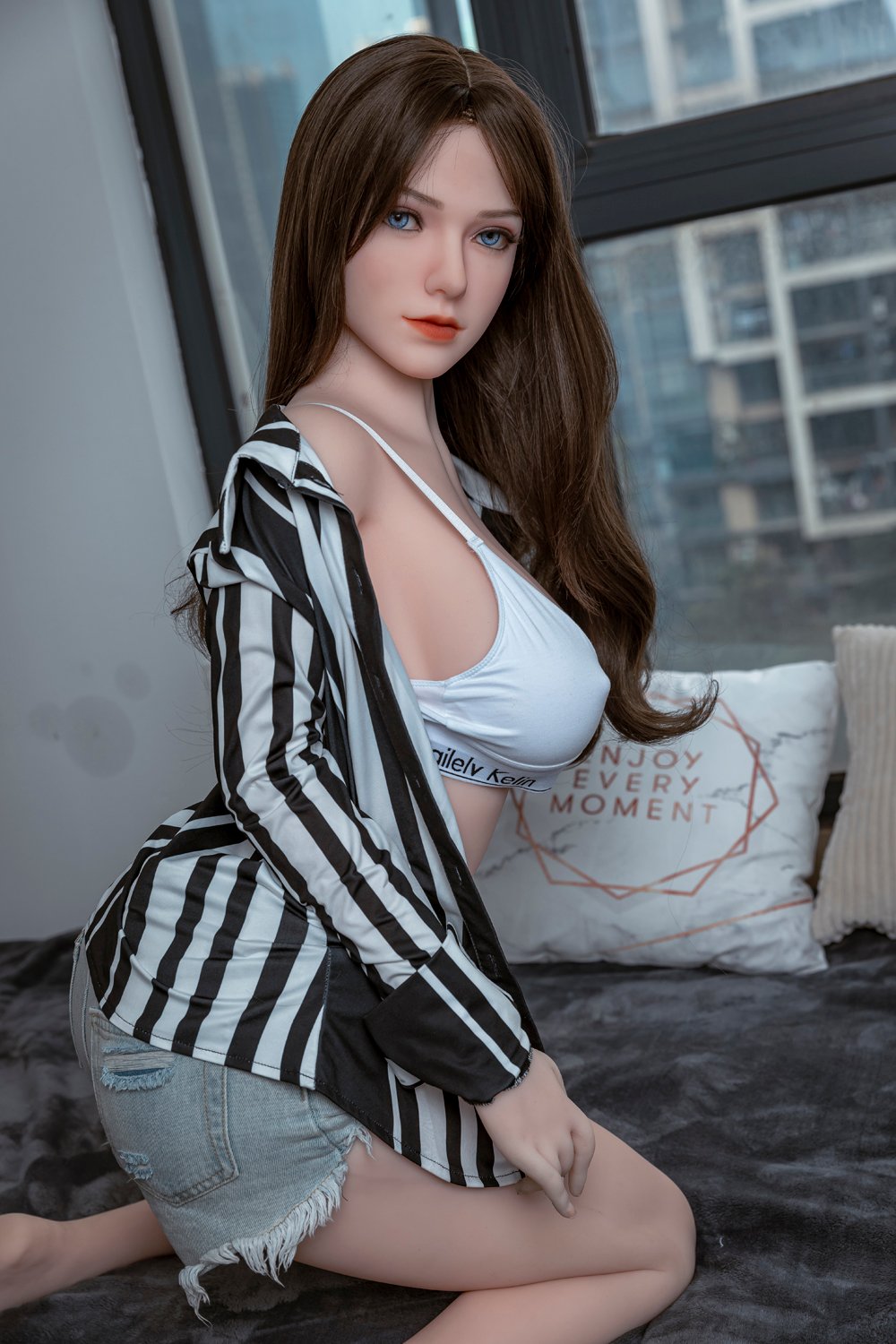 Eloisa - 160 cm muñeca con cabeza de silicona y cuerpo TPE - Stock UE